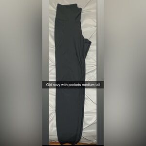 Old Navy women’s black leggings